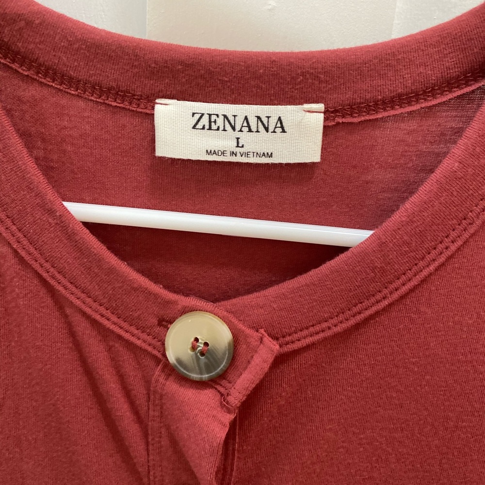 Dress - Picture 3 of 4